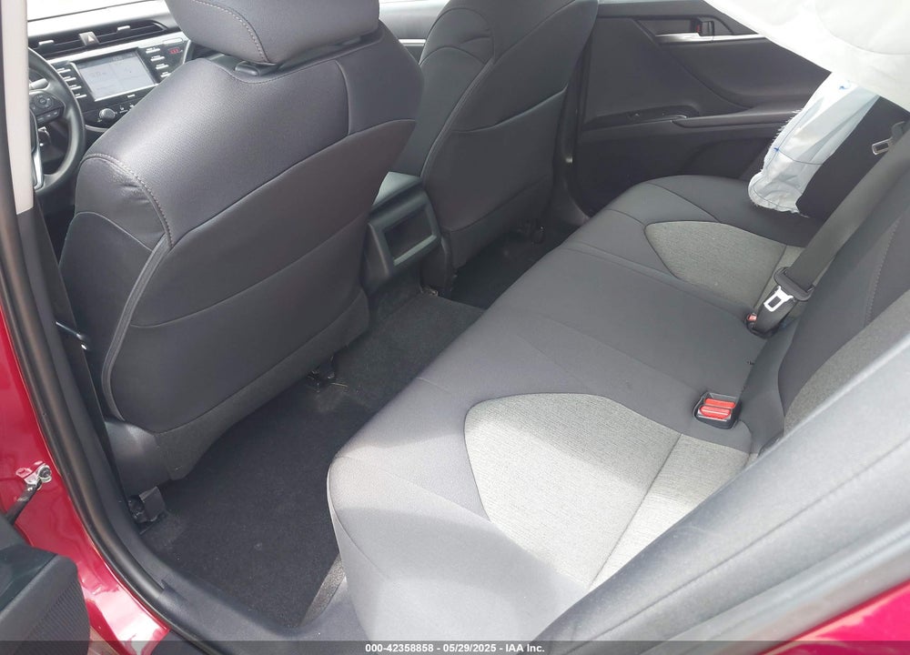 2020 TOYOTA CAMRY LE AWD VIN: 4T1C11BKXLU016245