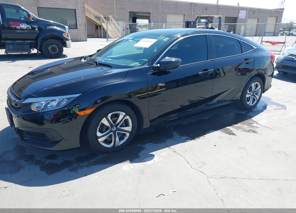 2018 HONDA CIVIC VIN: 2HGFC2F55JH557162
