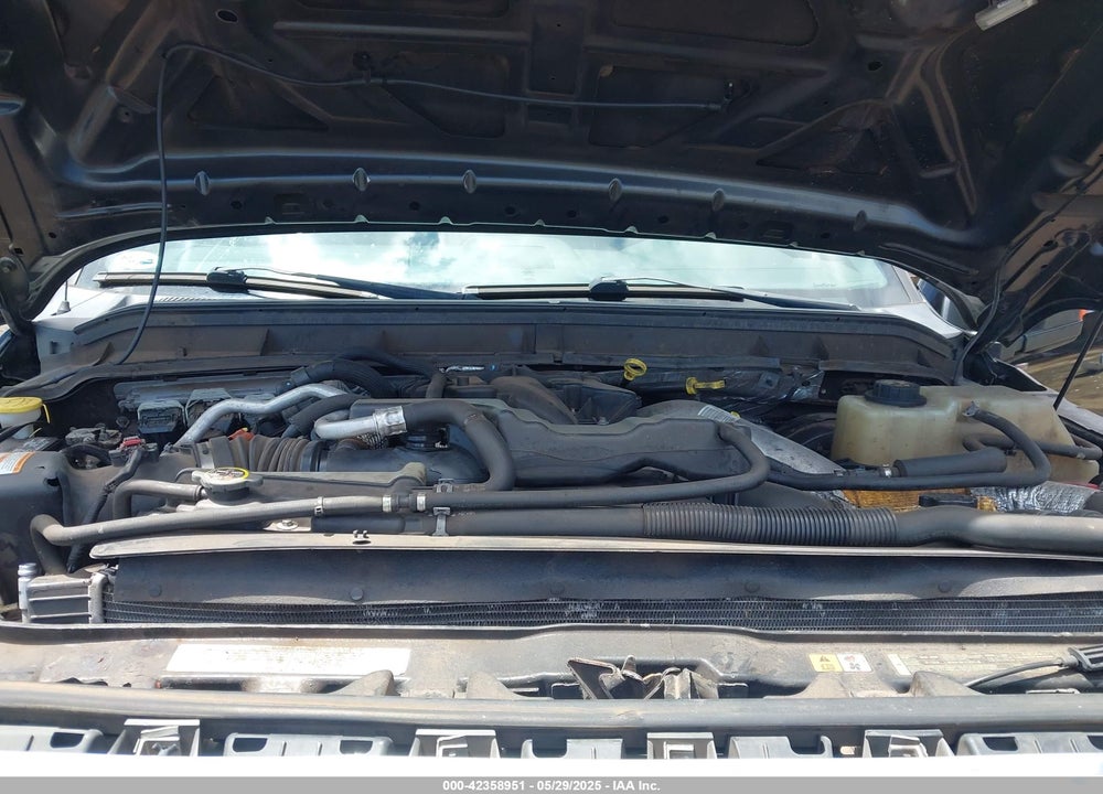 2015 FORD F-350 LARIAT VIN: 1FT8W3BTXFED73052