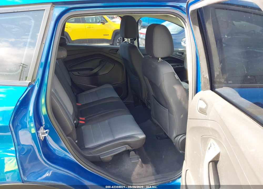 2017 FORD ESCAPE VIN: 1FMCU0F78HUC50897