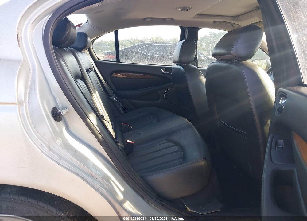 2004 JAGUAR X-TYPE 3.0 VIN: SAJEA51C74WE05868