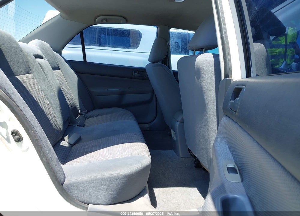 2002 MITSUBISHI LANCER VIN: JA3AJ26E02U054876
