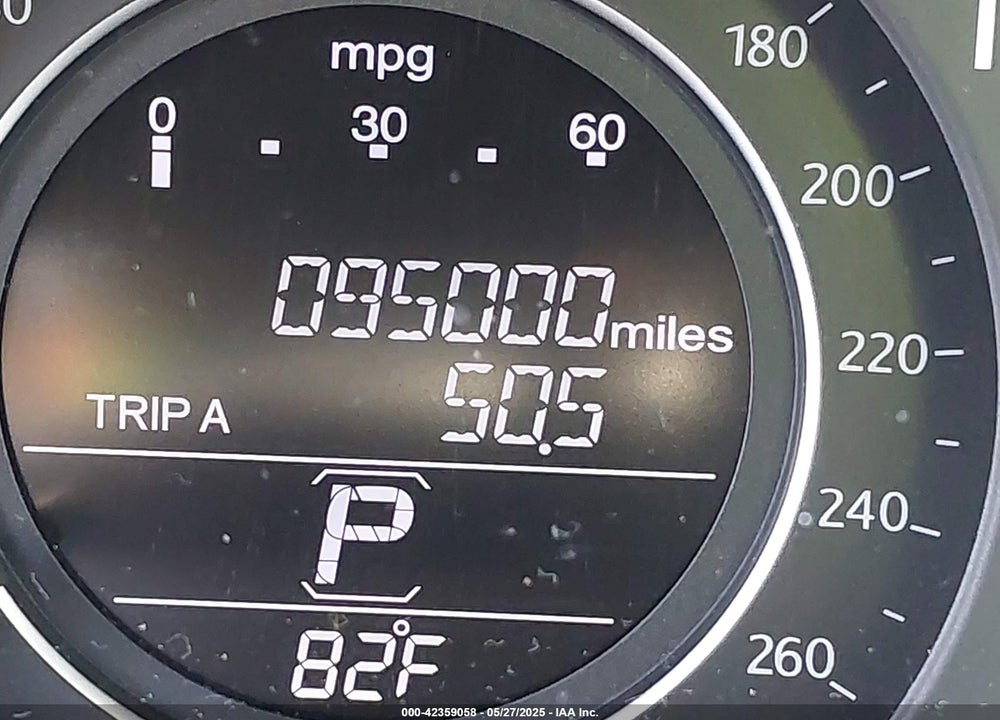 2013 HONDA ACCORD VIN: 1HGCR2F84DA105444