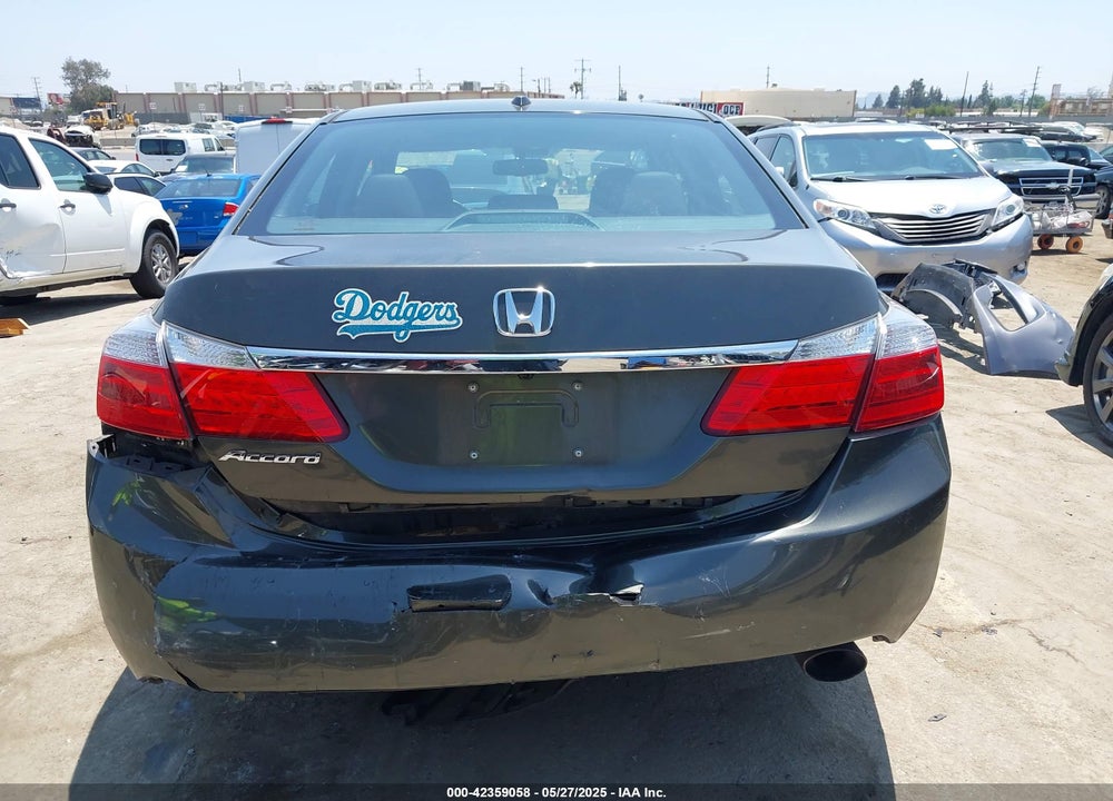 2013 HONDA ACCORD VIN: 1HGCR2F84DA105444