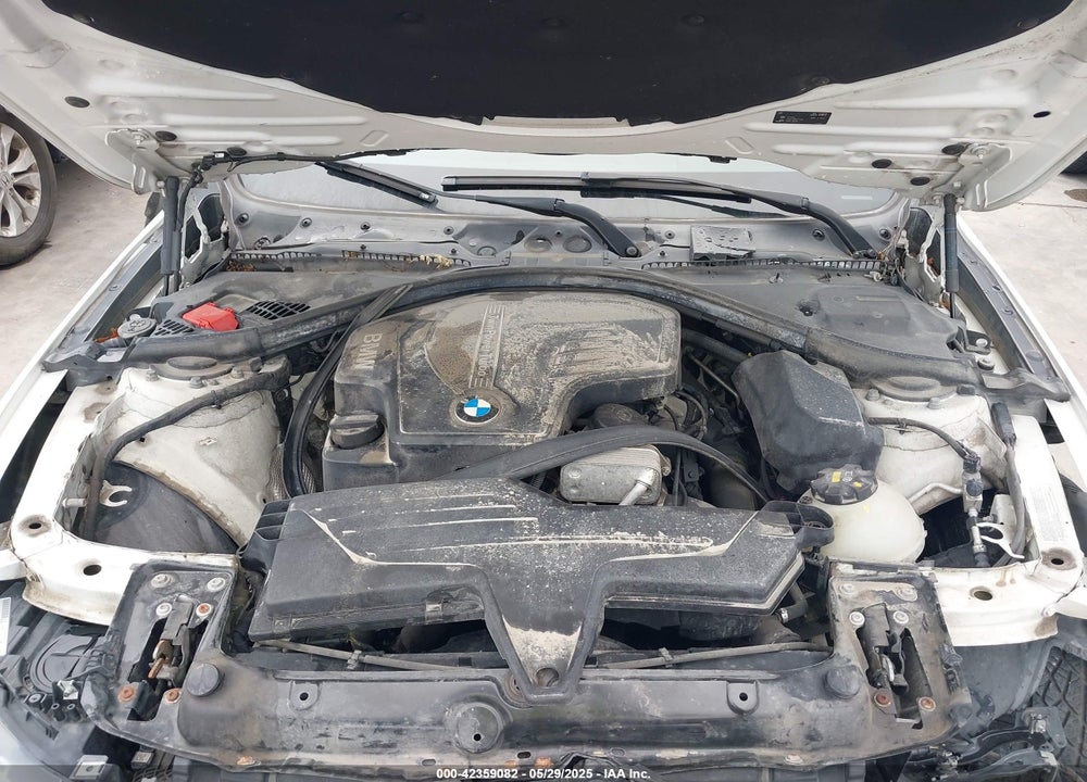 2015 BMW 3 SERIES VIN: WBA3B5G5XFNS20390