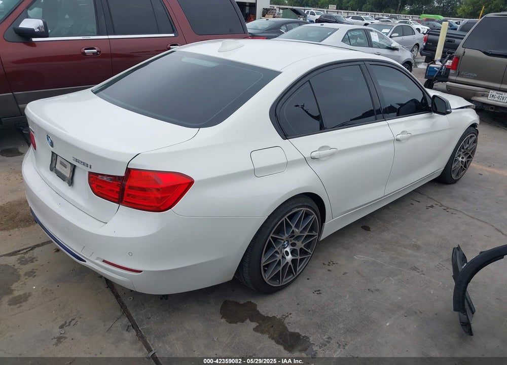 2015 BMW 3 SERIES VIN: WBA3B5G5XFNS20390