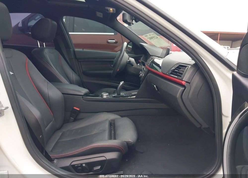 2015 BMW 3 SERIES VIN: WBA3B5G5XFNS20390