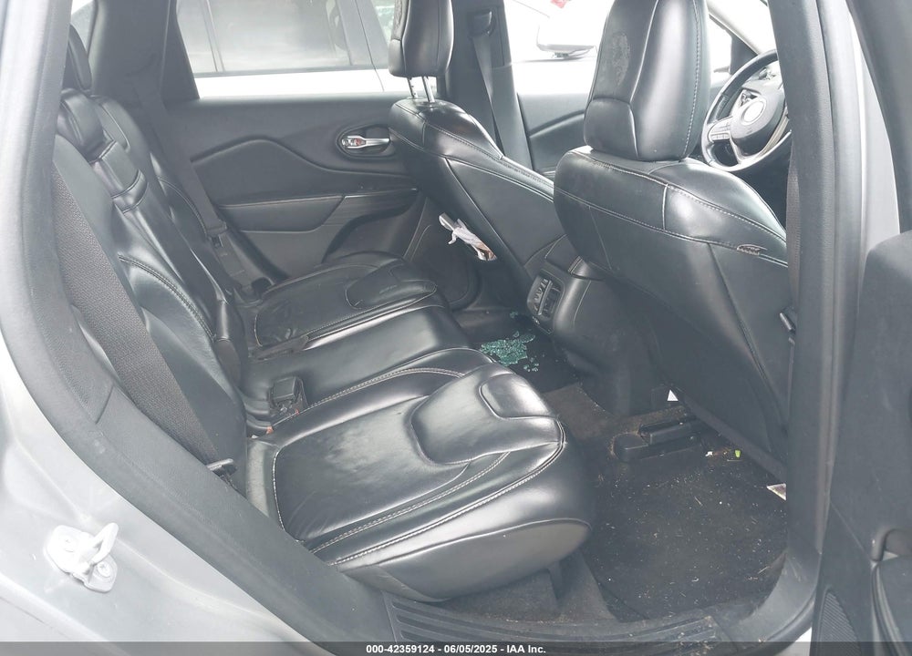 2016 JEEP CHEROKEE VIN: 1C4PJMDB8GW151903
