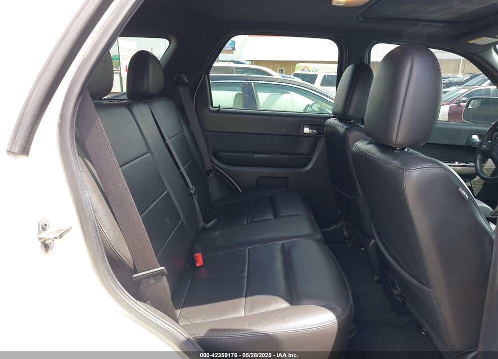2011 FORD ESCAPE VIN: 1FMCU0EGXBKA27247