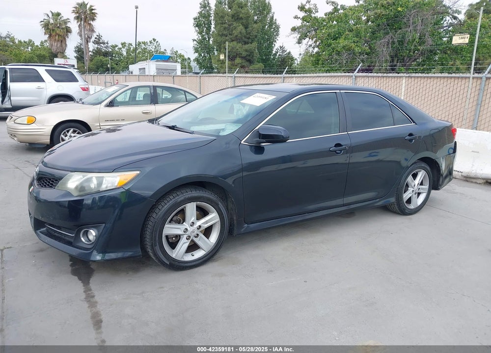 2013 TOYOTA CAMRY SE VIN: 4T1BF1FK5DU639684