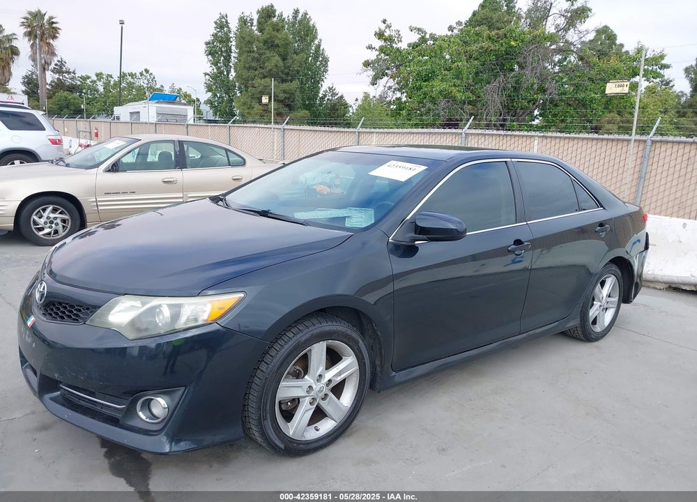 2013 TOYOTA CAMRY SE VIN: 4T1BF1FK5DU639684