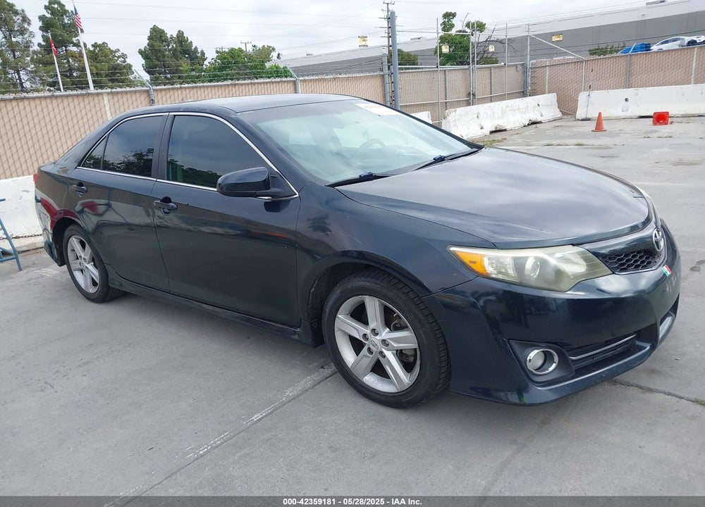 2013 TOYOTA CAMRY SE VIN: 4T1BF1FK5DU639684