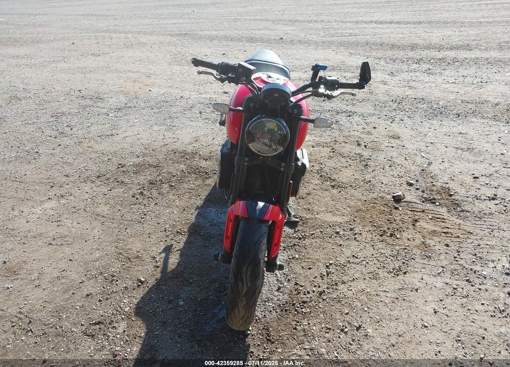 2022 TRIUMPH MOTORCYCLE TRIDENT 660 VIN: SMTL10UL7NTAF1001