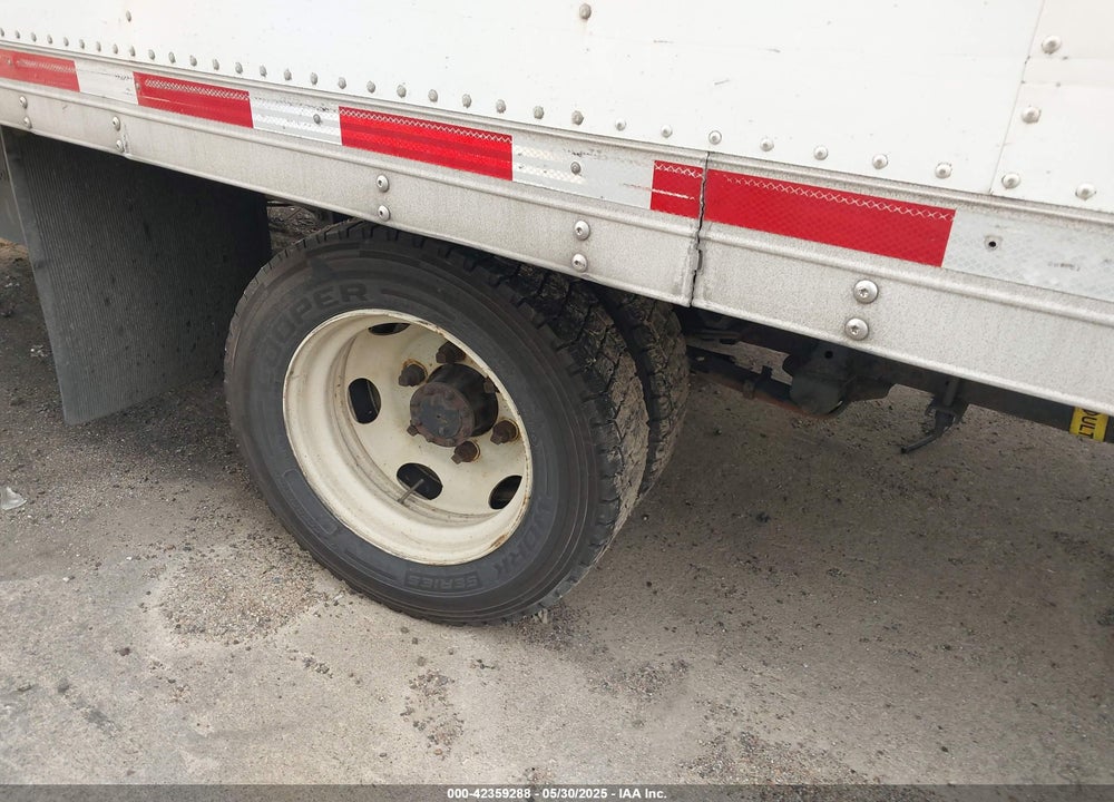 2020 ISUZU NPR XD VIN: JALC4W169L7K00652