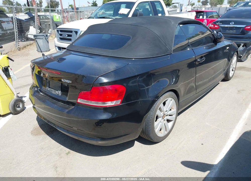 2010 BMW 128I VIN: WBAUN1C52AVH81995