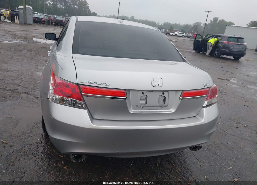 2011 HONDA ACCORD 3.5 EX-L VIN: 1HGCP3F86BA015723