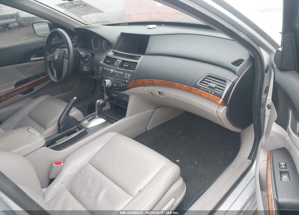2011 HONDA ACCORD 3.5 EX-L VIN: 1HGCP3F86BA015723