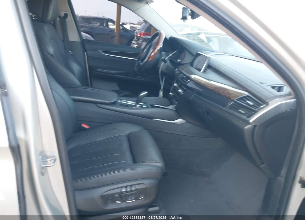 2015 BMW X6 VIN: 5UXKU2C52F0N76731