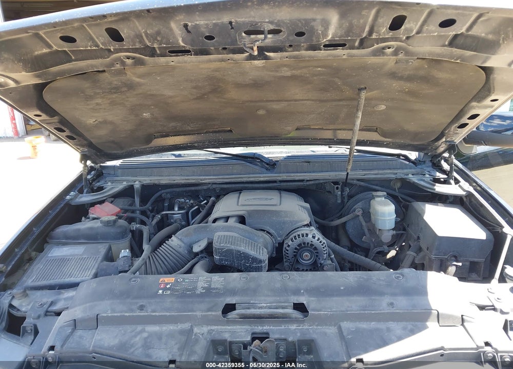 2013 CHEVROLET SUBURBAN 1500 VIN: 1GNSKJE77DR350667