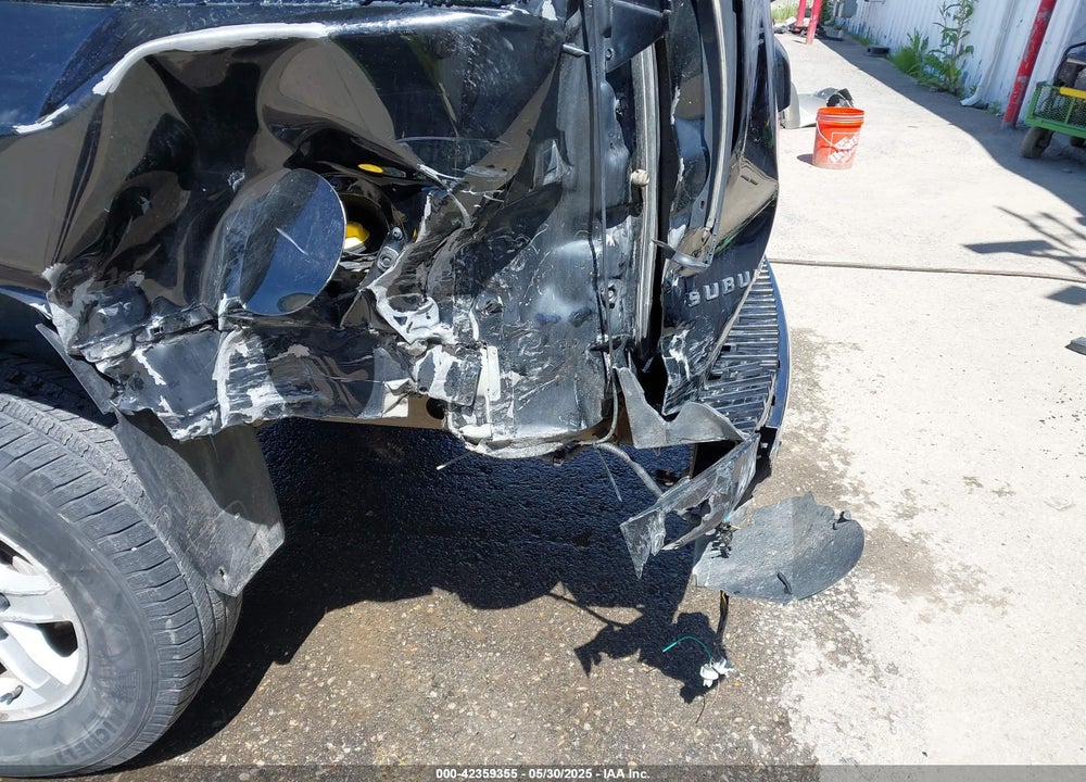 2013 CHEVROLET SUBURBAN 1500 VIN: 1GNSKJE77DR350667
