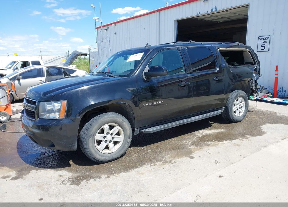 2013 CHEVROLET SUBURBAN 1500 VIN: 1GNSKJE77DR350667