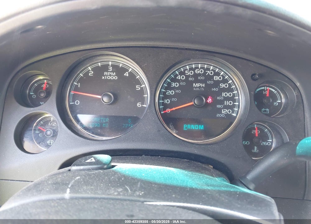 2013 CHEVROLET SUBURBAN 1500 VIN: 1GNSKJE77DR350667