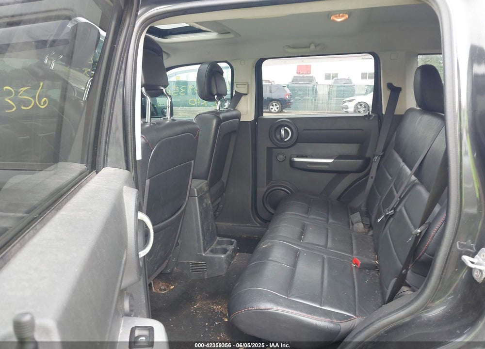 2011 DODGE NITRO VIN: 1D4PU7GX2BW576660