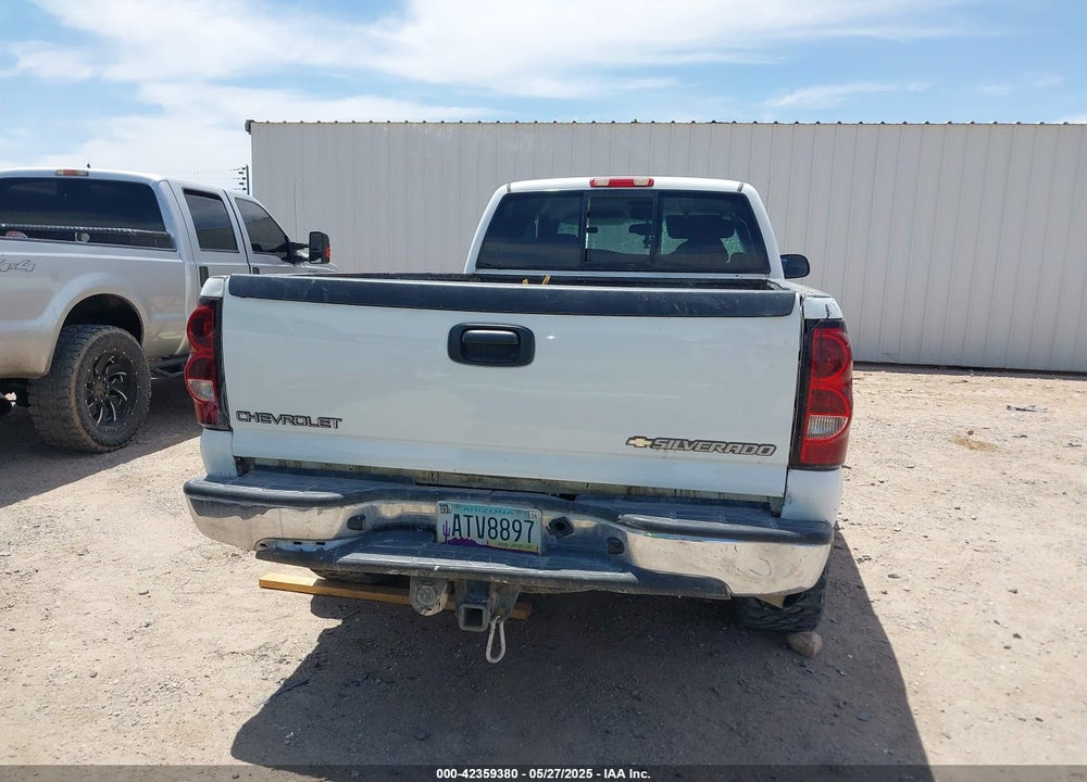 2005 CHEVROLET SILVERADO 2500HD LS VIN: 1GCHK29U05E101516