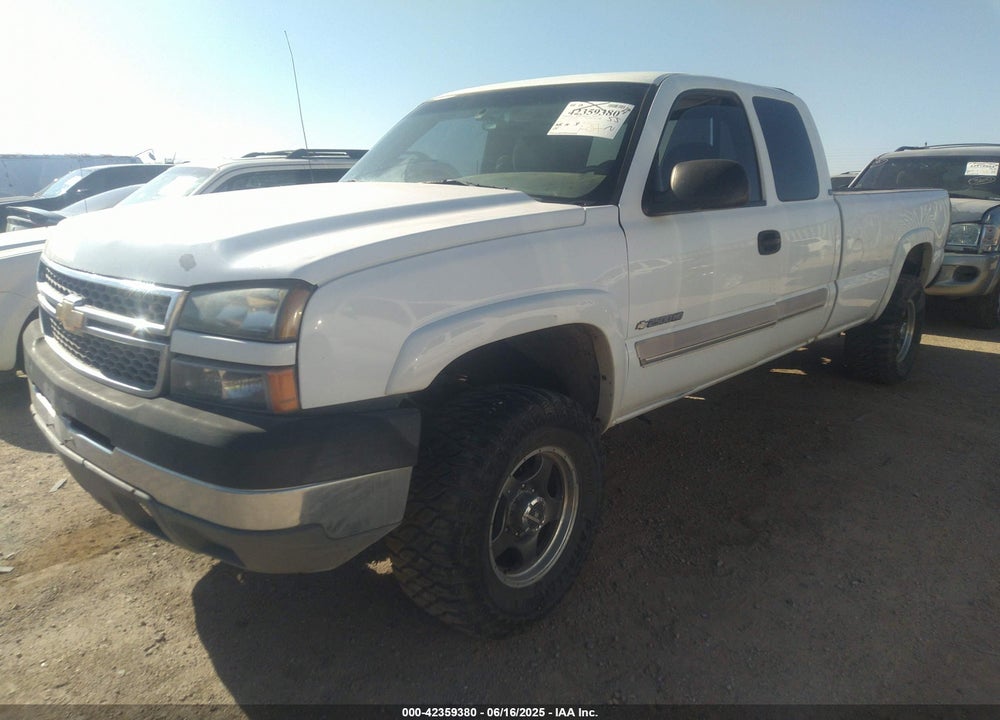 2005 CHEVROLET SILVERADO 2500HD LS VIN: 1GCHK29U05E101516