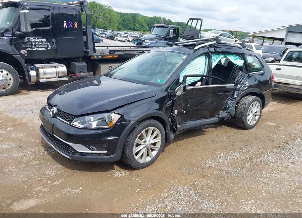 2017 VOLKSWAGEN GOLF ALLTRACK VIN: 3VWH17AU8HM506367