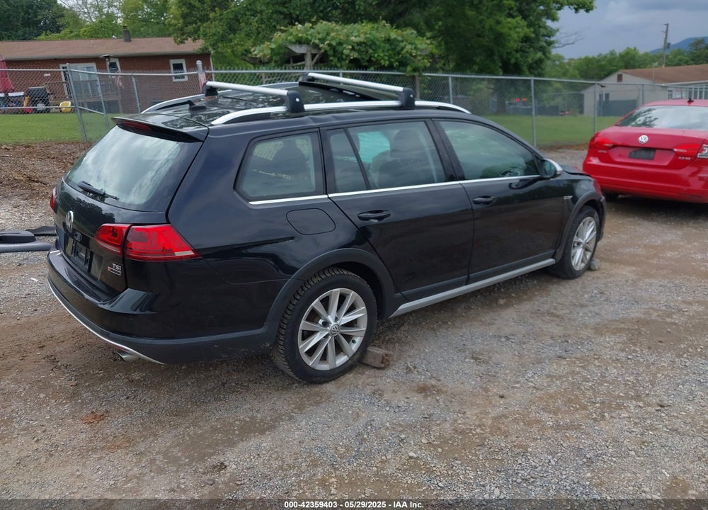 2017 VOLKSWAGEN GOLF ALLTRACK VIN: 3VWH17AU8HM506367