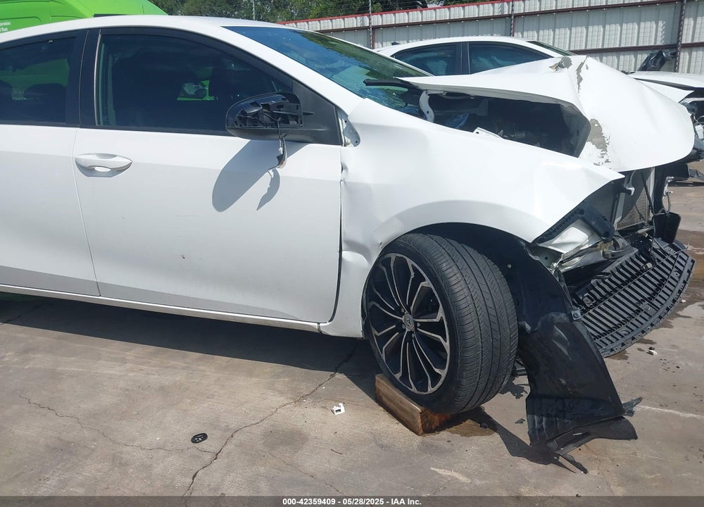 2015 TOYOTA COROLLA S PLUS VIN: 5YFBURHE9FP290903