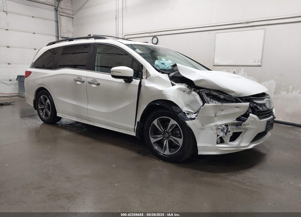 2019 HONDA ODYSSEY TOURING VIN: 5FNRL6H8XKB079113