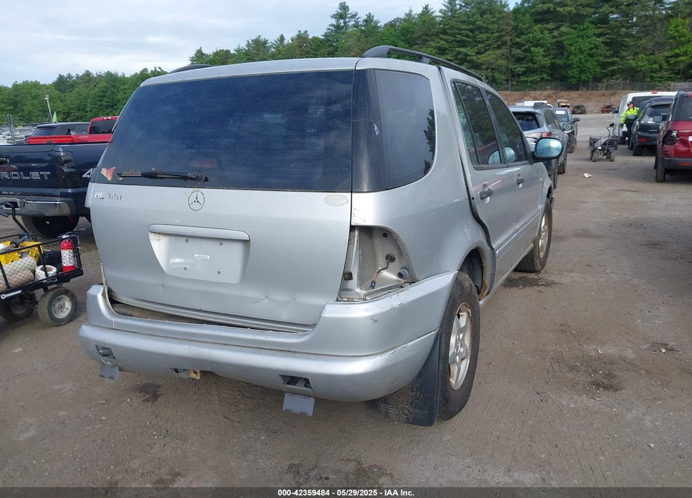 1999 MERCEDES-BENZ ML 320 VIN: 4JGAB54E7XA066742