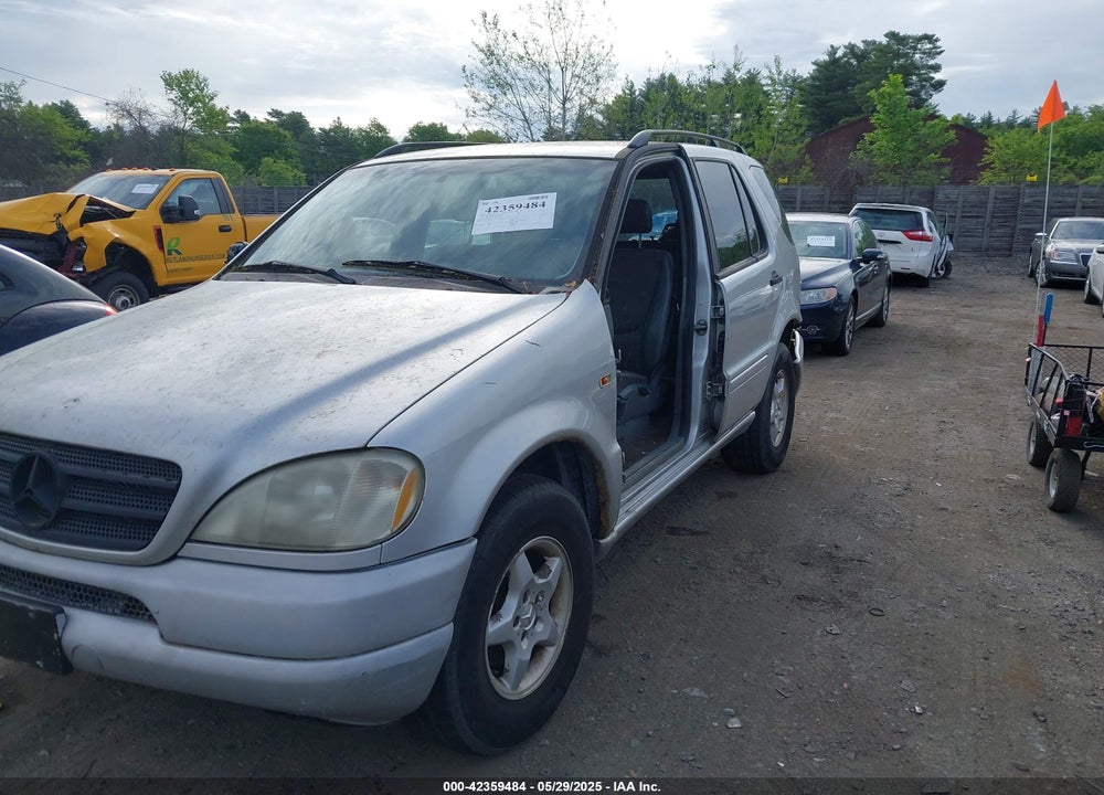 1999 MERCEDES-BENZ ML 320 VIN: 4JGAB54E7XA066742