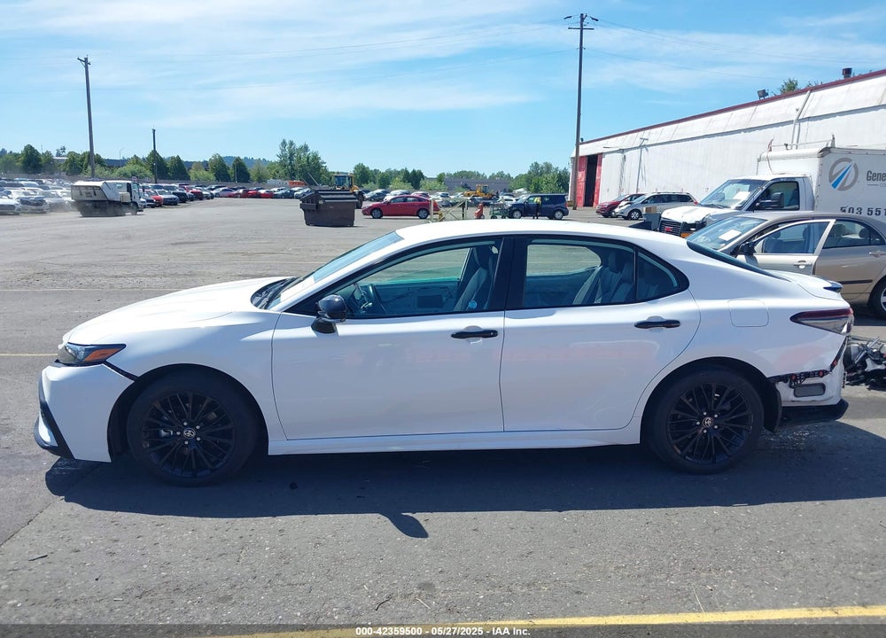 2022 TOYOTA CAMRY VIN: 4T1G11AK5NU075077