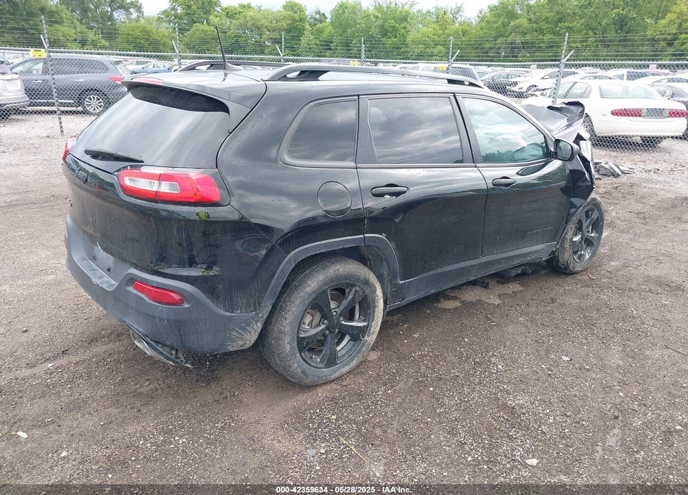 2017 JEEP CHEROKEE VIN: 1C4PJMAS7HW589950