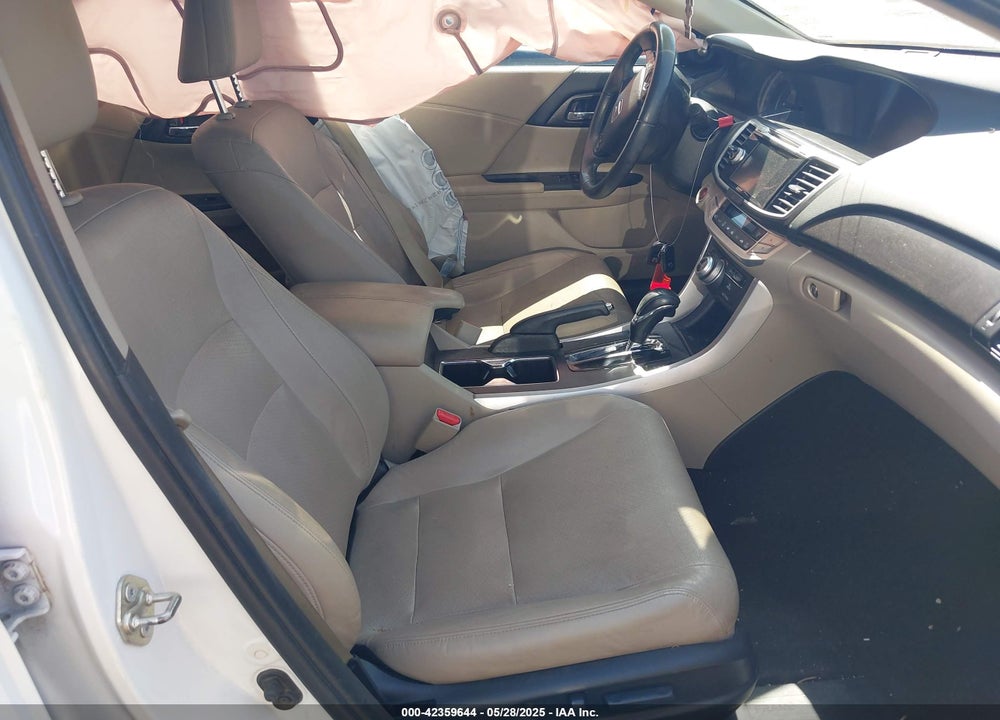 2015 HONDA ACCORD EX-L VIN: 1HGCR2F83FA012630