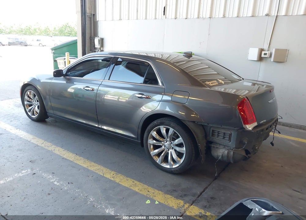 2018 CHRYSLER 300 LIMITED VIN: 2C3CCAEG6JH262011