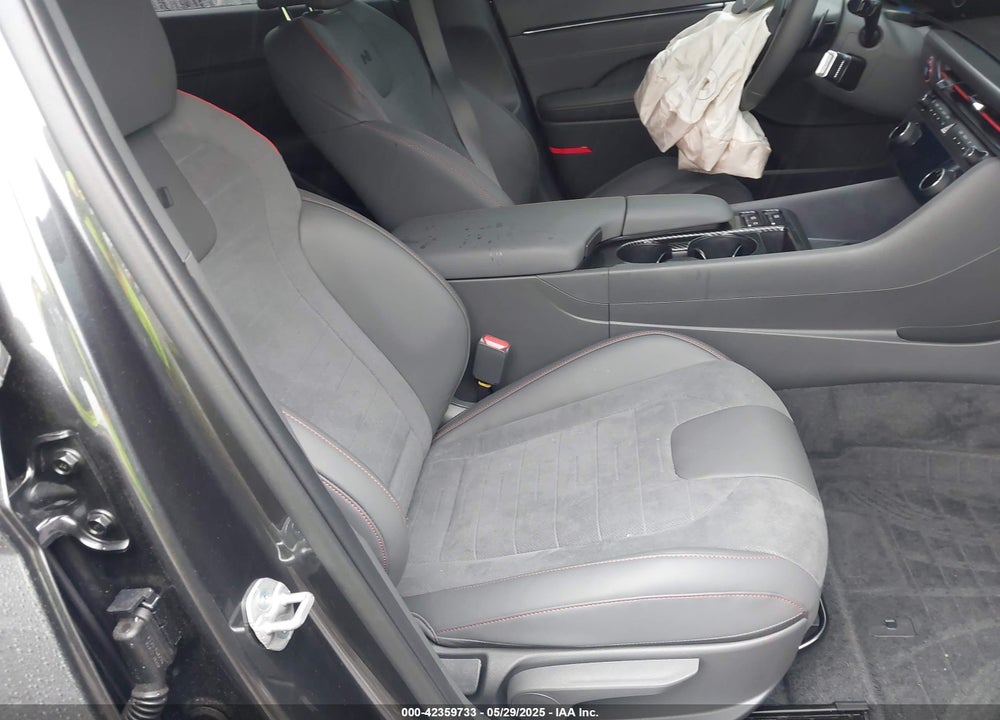 2025 HYUNDAI SONATA VIN: KMHL54JC9SA460278