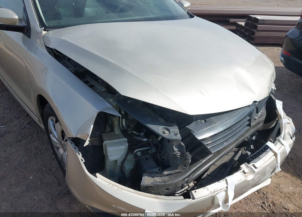 2014 VOLKSWAGEN JETTA 1.8T SE VIN: 3VWD17AJ8EM285174