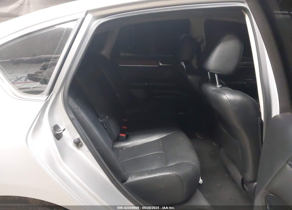 2010 INFINITI M35 VIN: JN1CY0AP2AM911624
