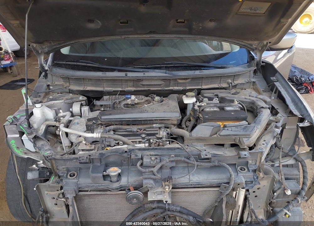 2016 NISSAN ROGUE VIN: JN8AT2MTXGW017881