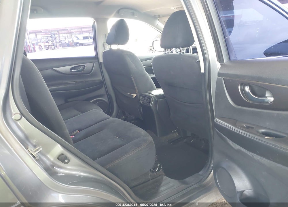 2016 NISSAN ROGUE VIN: JN8AT2MTXGW017881