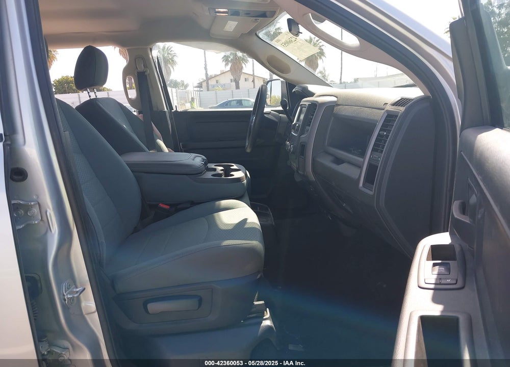 2017 RAM 2500 VIN: 3C6UR5CL7HG733283