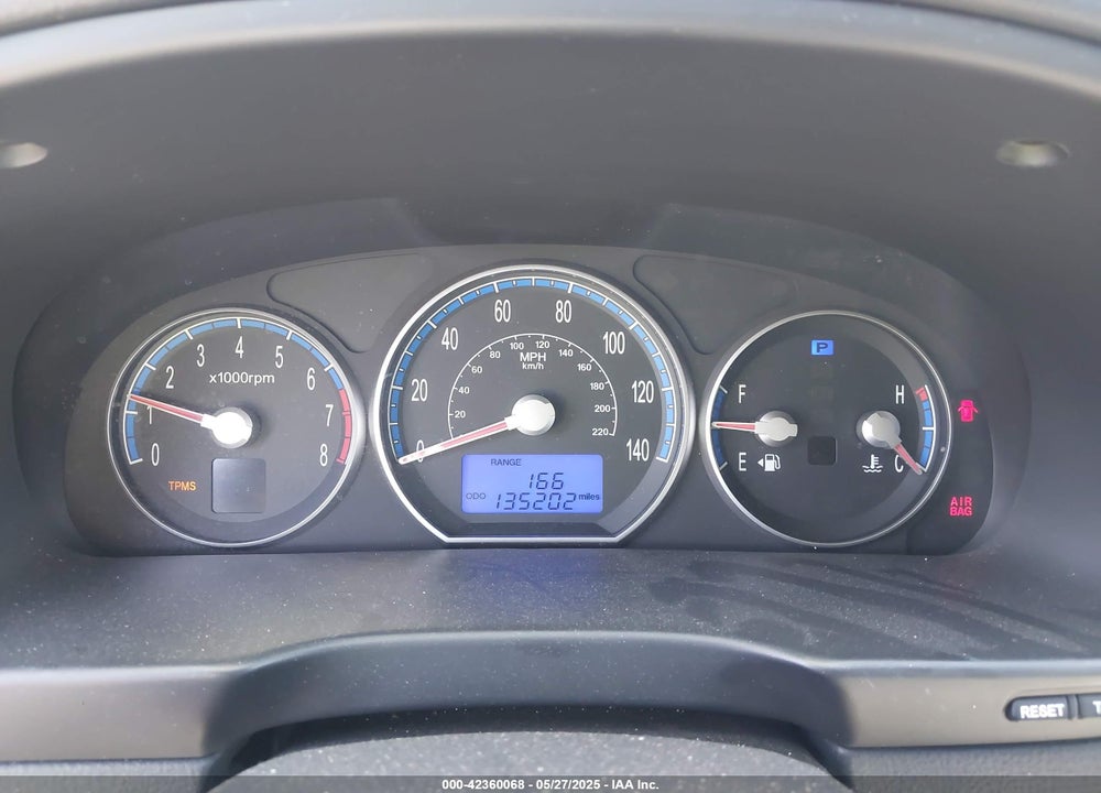 2007 HYUNDAI SANTA FE VIN: 5NMSH13E27H030383