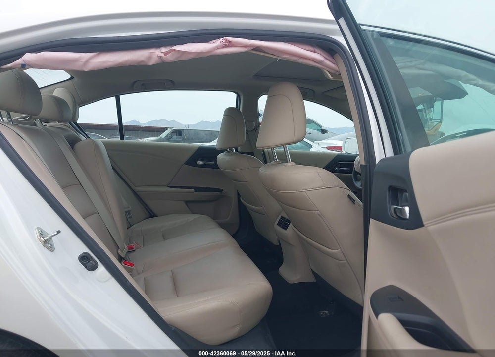 2016 HONDA ACCORD EX-L VIN: 1HGCR2F91GA072352