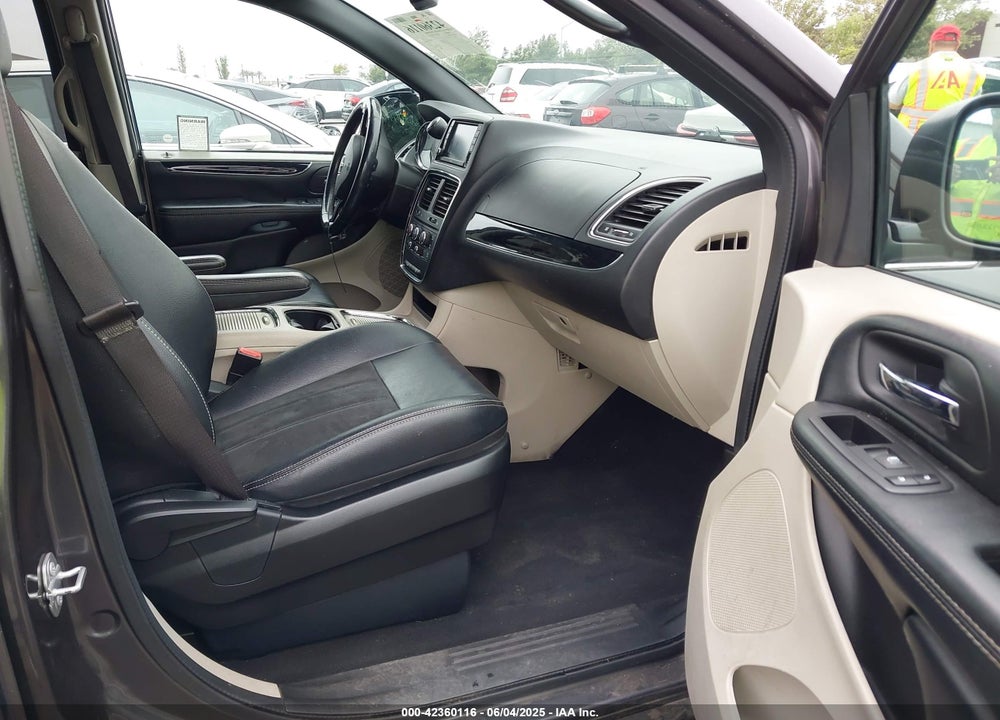 2019 DODGE GRAND CARAVAN VIN: 2C4RDGCG2KR699461