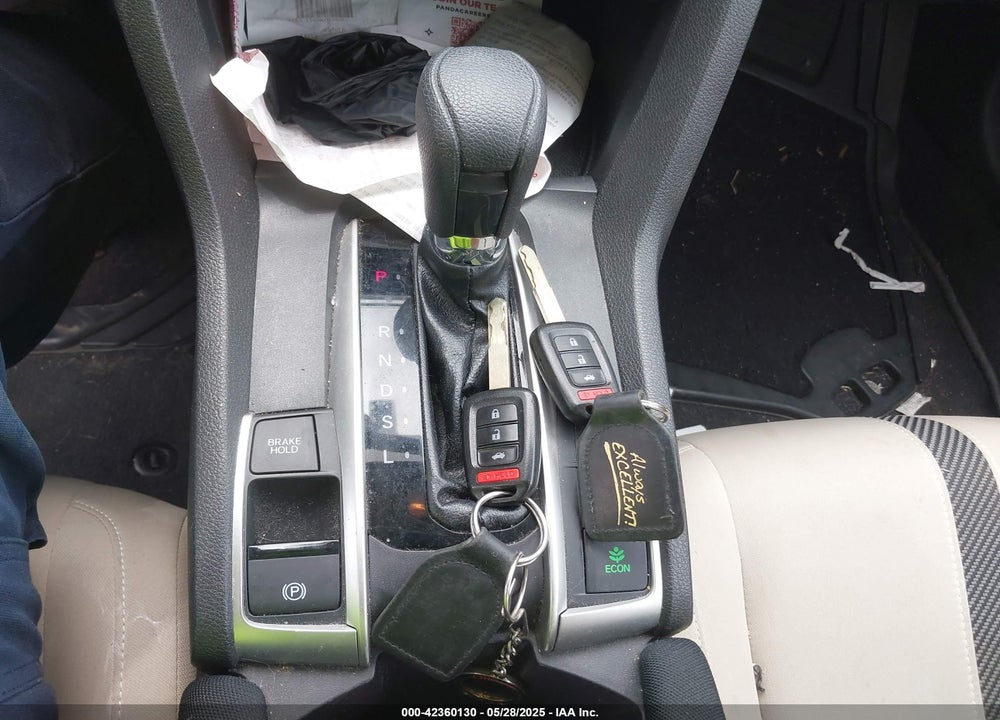 2018 HONDA CIVIC VIN: 2HGFC2F5XJH578766