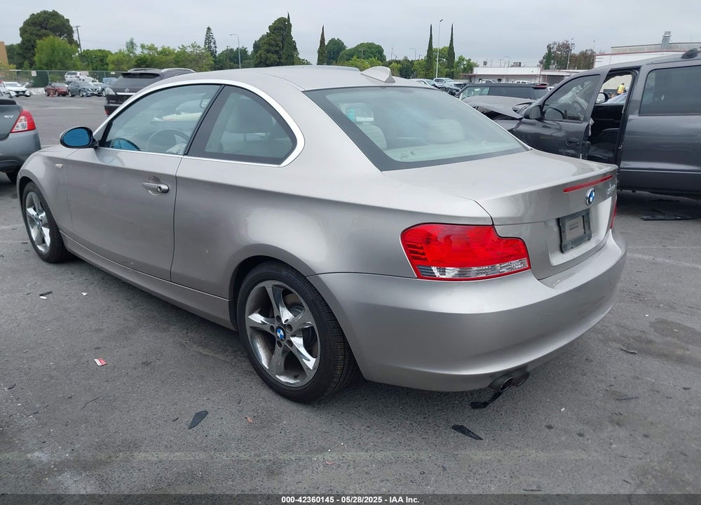 2009 BMW 128I VIN: WBAUP93599VF48622
